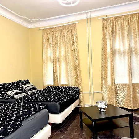 Schoenes Grosses Im Zentrum Berlins Apartmán